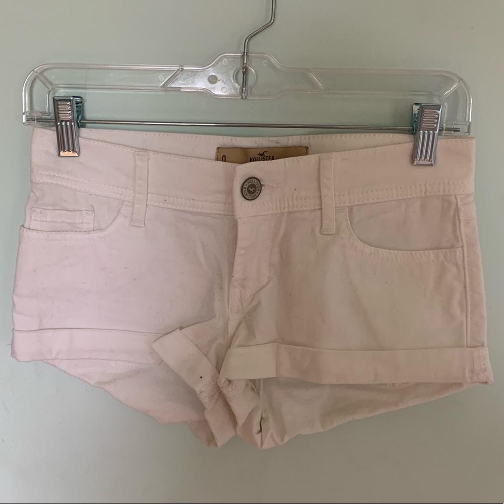 hollister white khaki shorts